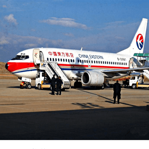 高崎机场物流航空快运业稳步发展的原因是什么？